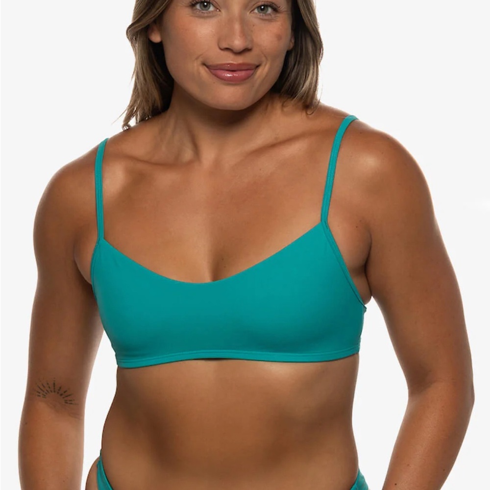 Jolyn Eryn Bikini Top size small